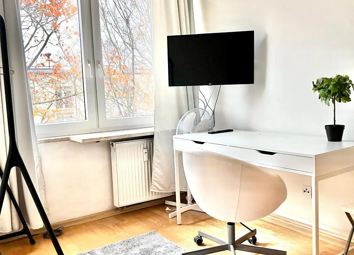 Apartment Bezagenta Oldtown1 Close To Metro, Fast Wifi/Netfl Warsaw Poland